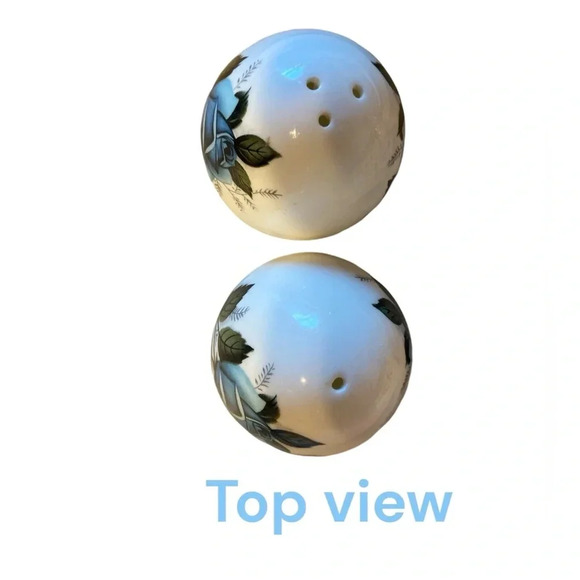 🪻 Sandford fine bone china sal and pepper shakers 🪻 - Picture 3 of 5